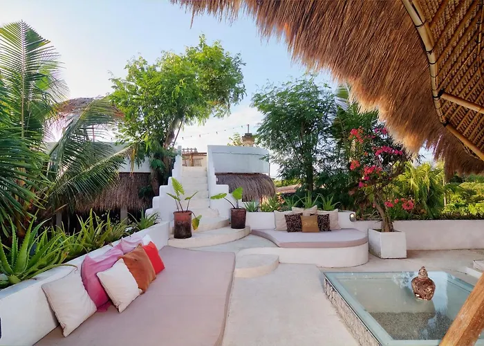 Sannyas Boutique Uluwatu (Bali)