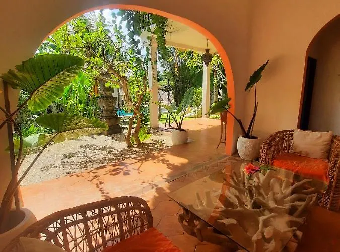 Sannyas Boutique Uluwatu (Bali)