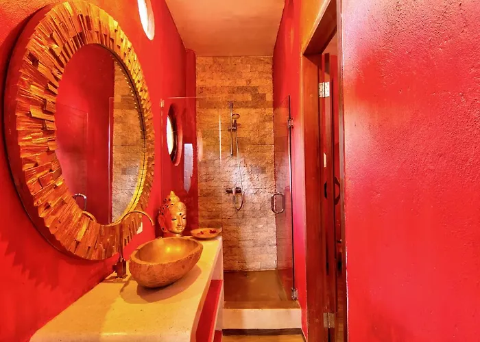 Sannyas Boutique Guest house