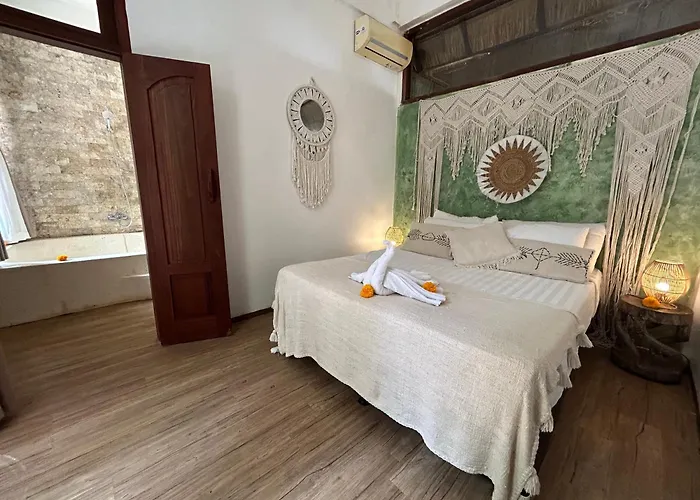 Sannyas Boutique Uluwatu (Bali)